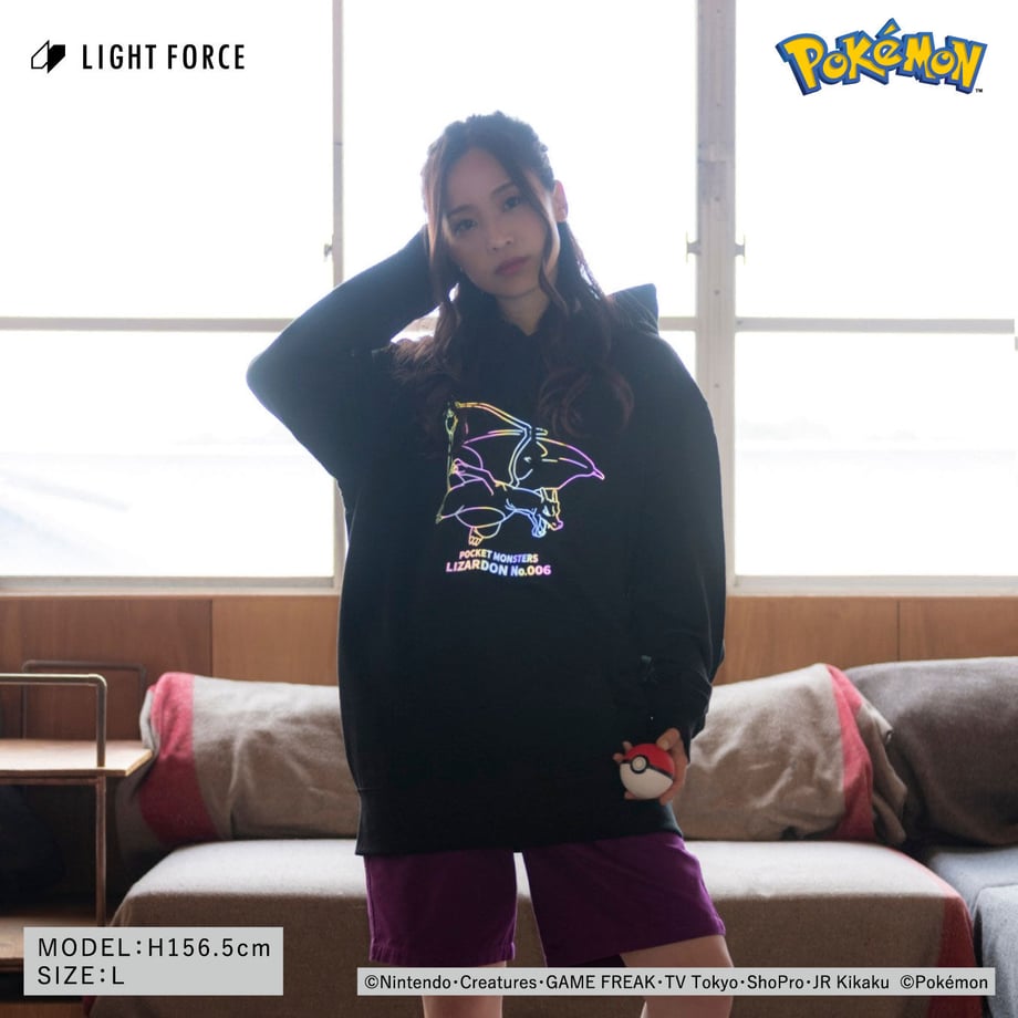 【ポケットモンスター】リフレクターパーカー リザードン／ブラック／M